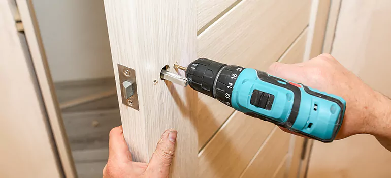 Old Door Knob Repair in Palmetto Bay, FL